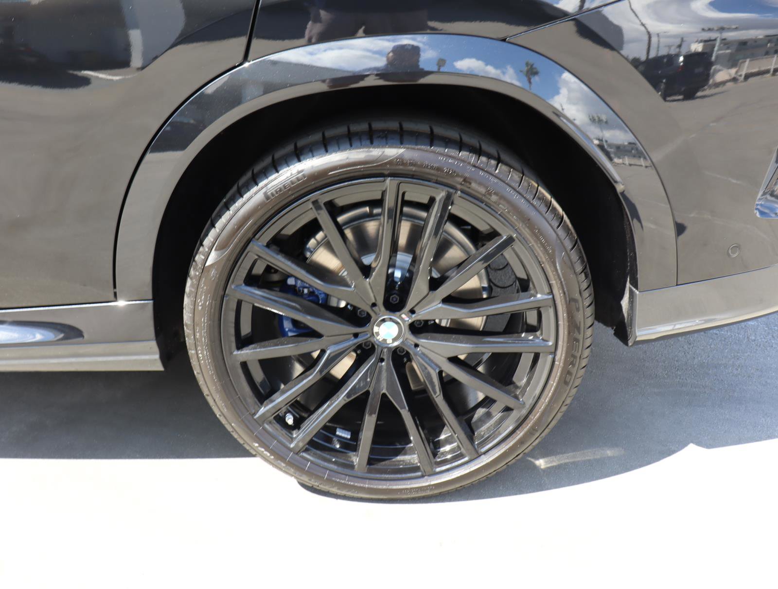New 2026 BMW X6 M60i image 10