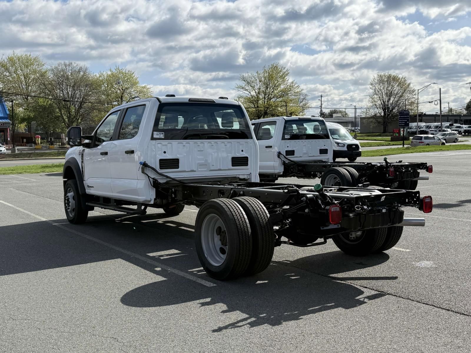 New 2025 Ford F550 4x4 Crew Cab Super Duty image 4