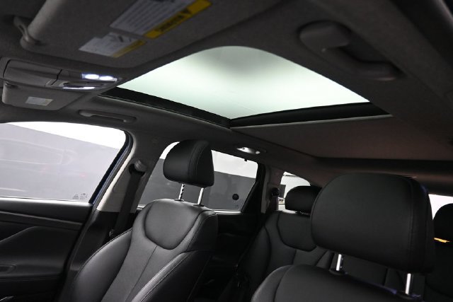 Used 2019 Hyundai Santa Fe AWD image 20