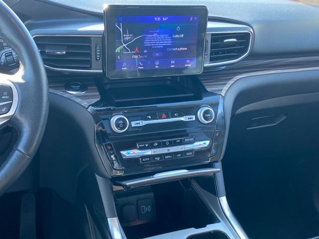 Used 2022 Ford Explorer Limited AWD/4WD image 9