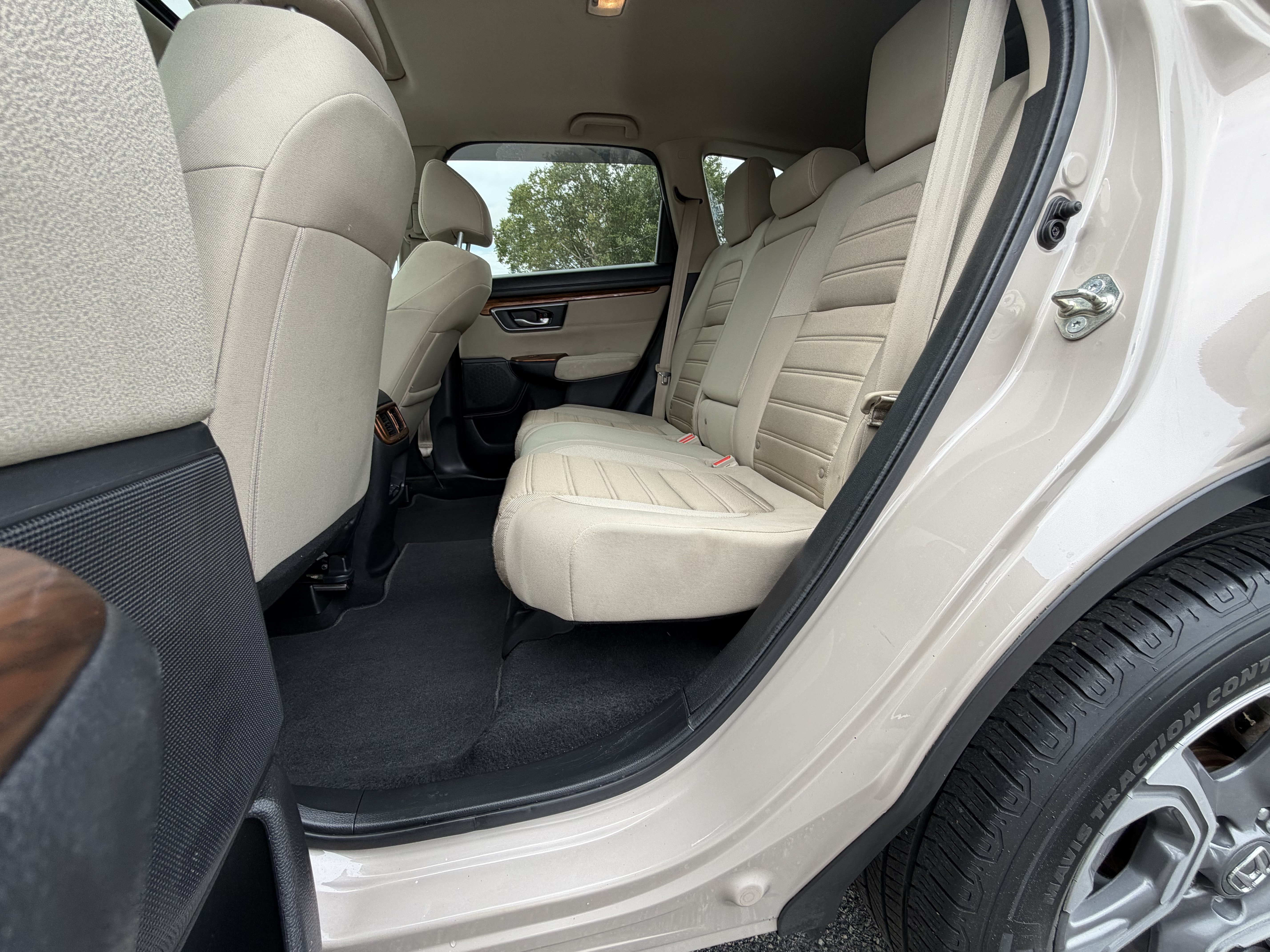 Used 2017 Honda CR-V EX image 12