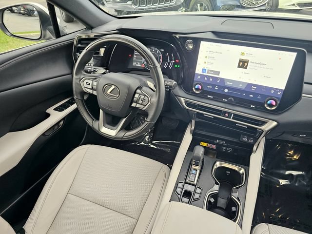 Used 2023 Lexus RX 350 Premium w/ Accessory Package (Z1) AWD/4WD image 29