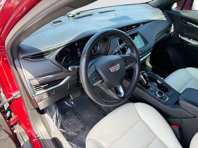Used 2022 Cadillac XT4 Sport w/ Comfort Package FWD image 26