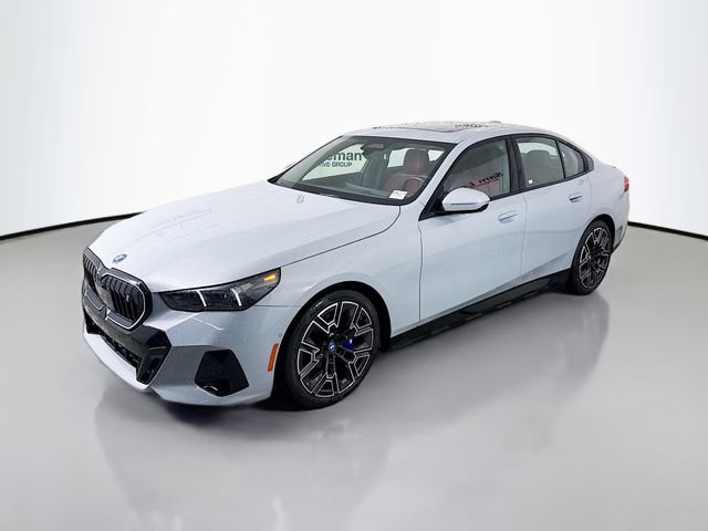Used 2024 BMW i5 eDrive40i w/ M Sport Package image 3