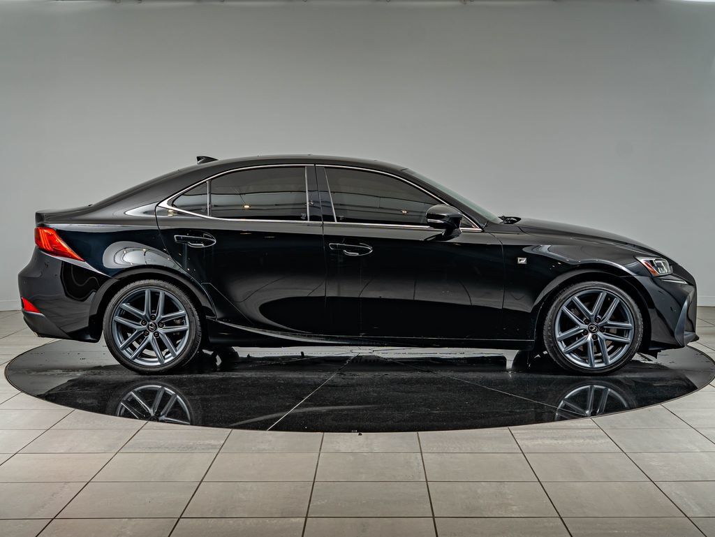Used 2020 Lexus IS 350 F Sport w/ Blackline Edition AWD/4WD image 4