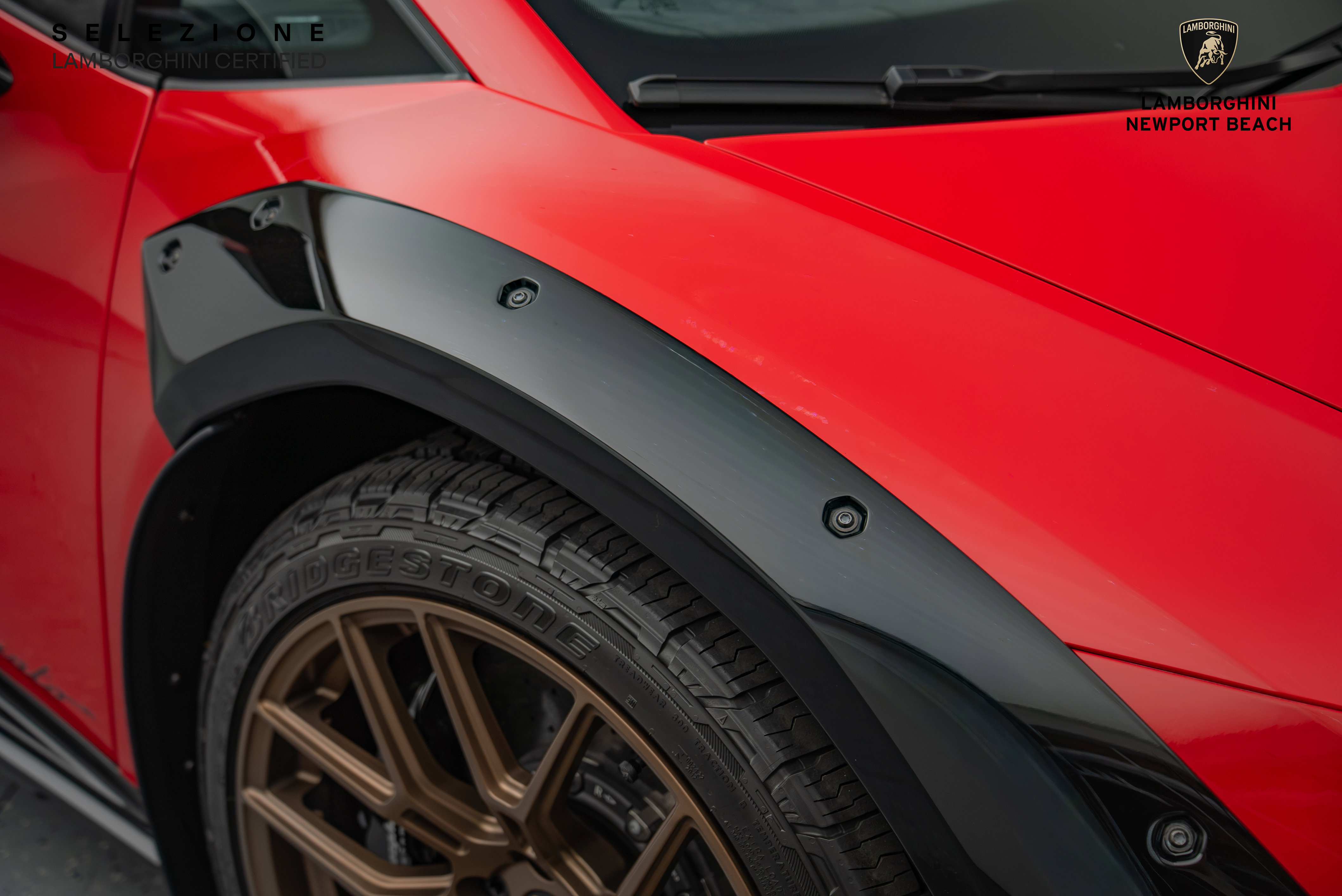 Used 2024 Lamborghini Huracan Sterrato image 3