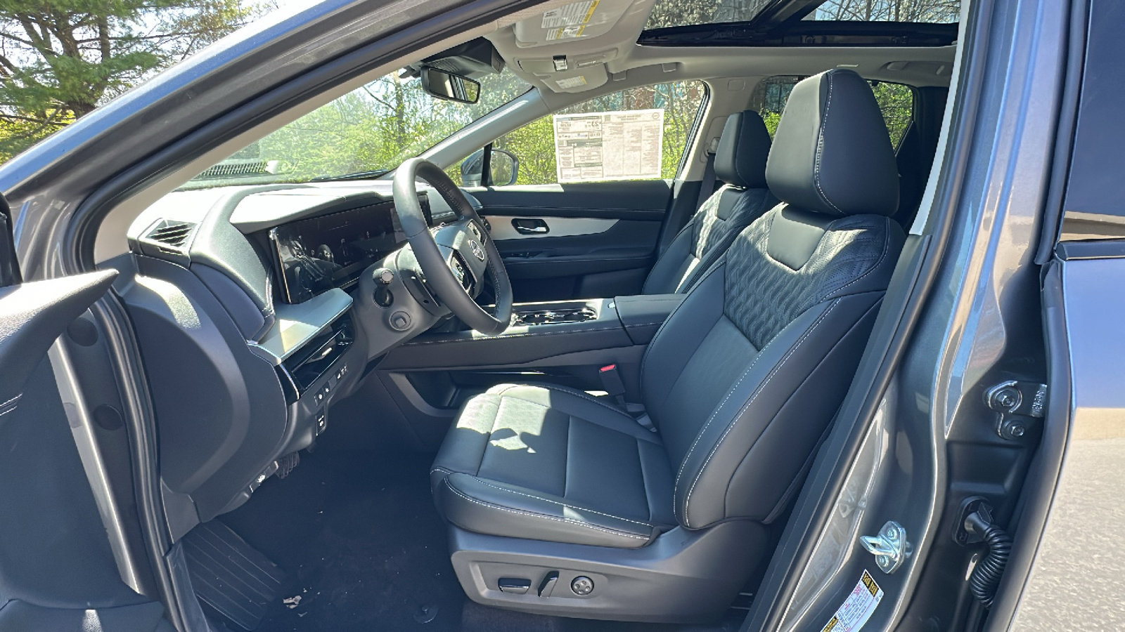 New 2026 Nissan Murano Platinum w/ Cargo Package AWD/4WD image 7