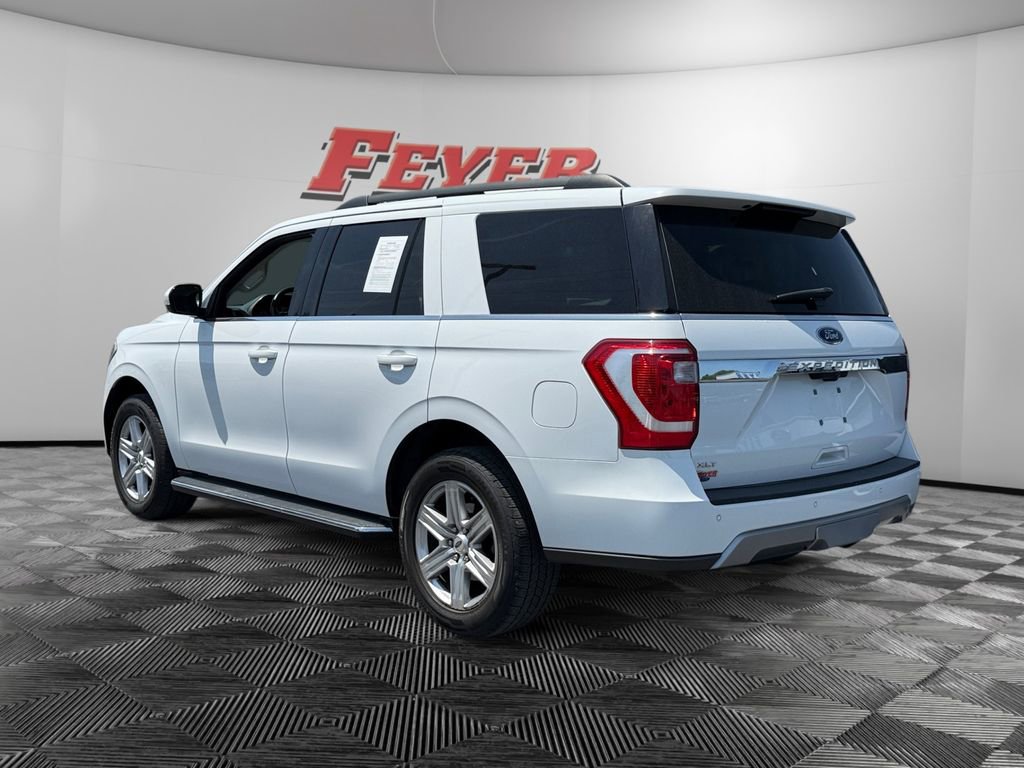 Used 2019 Ford Expedition XLT w/ Equipment Group 202A AWD/4WD image 3
