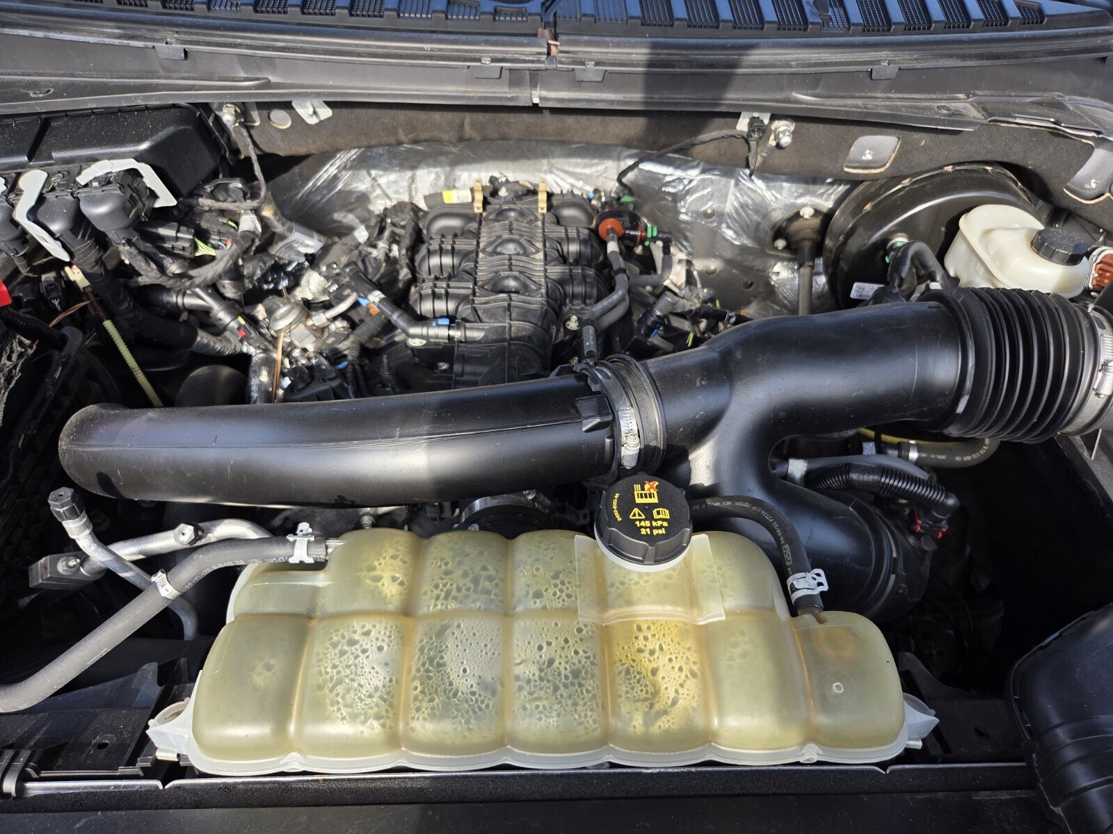 Used 2021 Ford Expedition Limited image 32