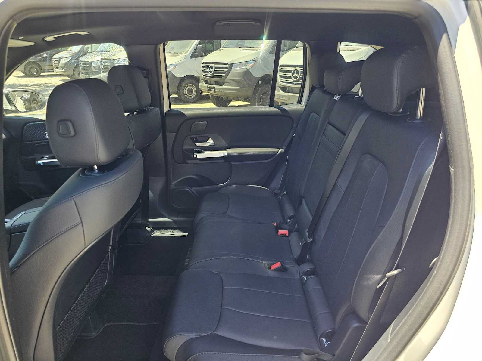 New 2026 Mercedes-Benz GLB 250 image 16