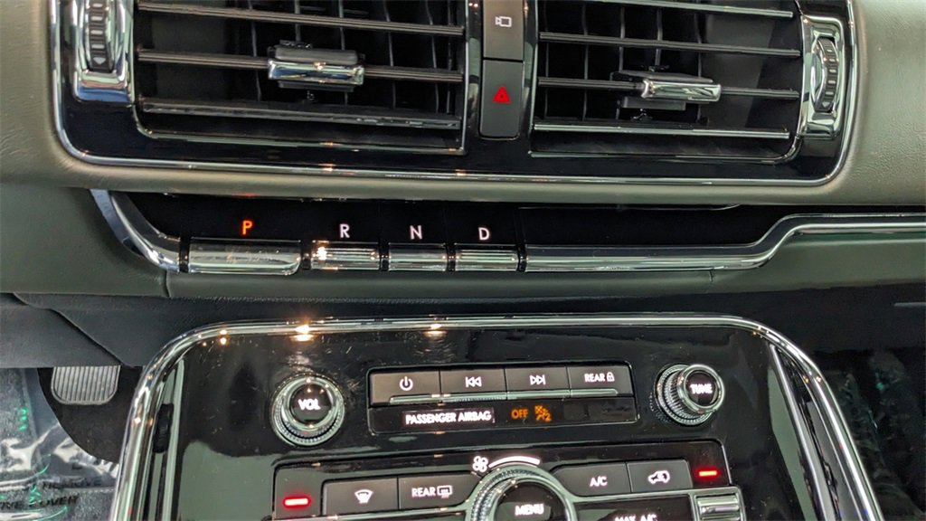 Used 2023 Lincoln Navigator Black Label image 30