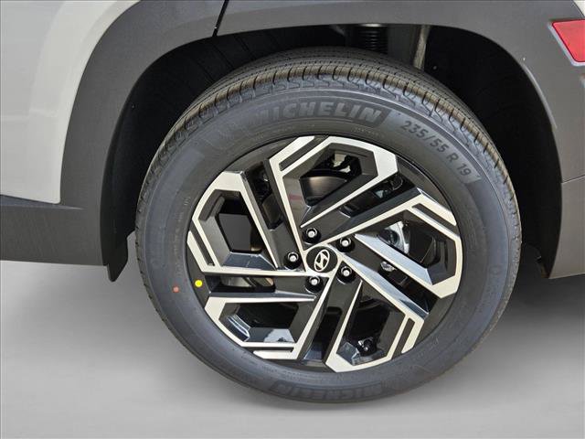 Certified 2026 Hyundai Tucson Limited AWD/4WD image 10