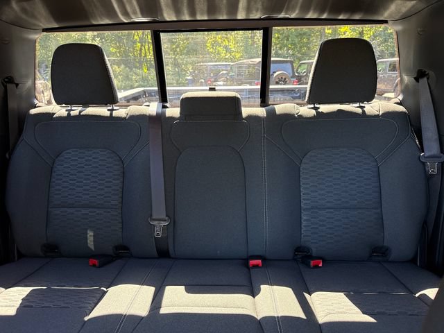 New 2026 RAM 1500 Express AWD/4WD image 26