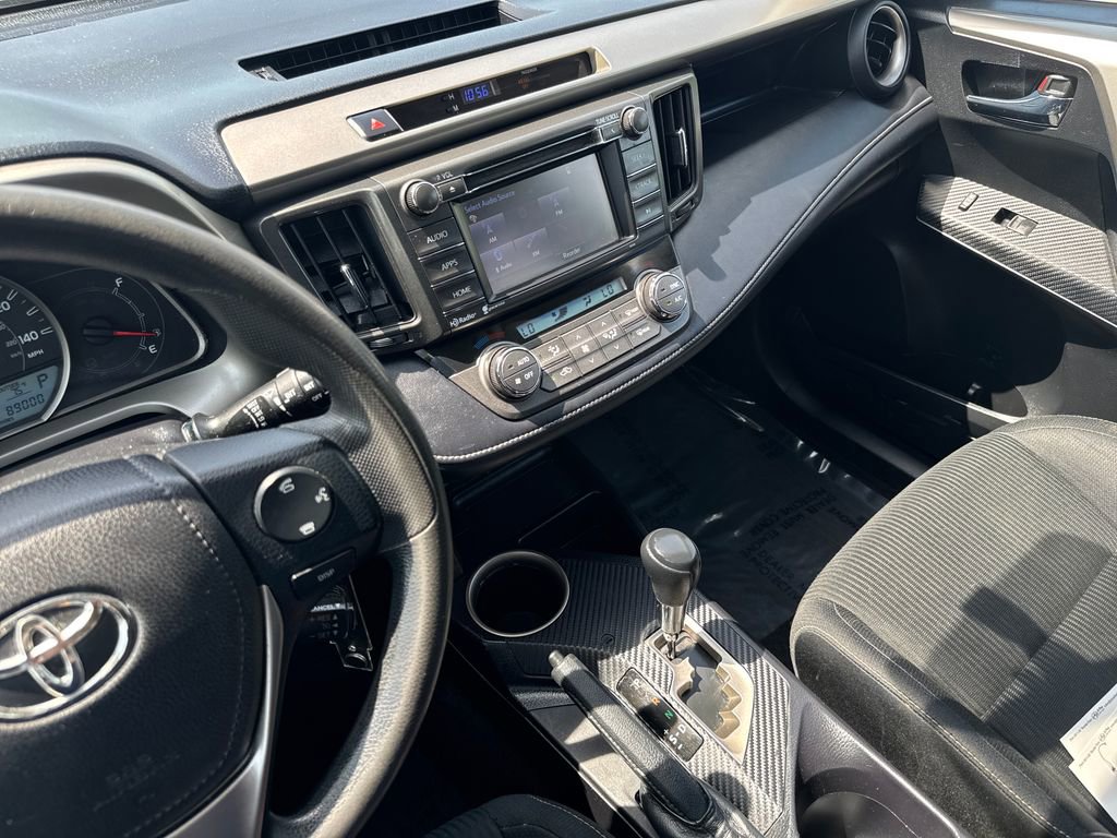 Used 2015 Toyota RAV4 XLE AWD/4WD image 23