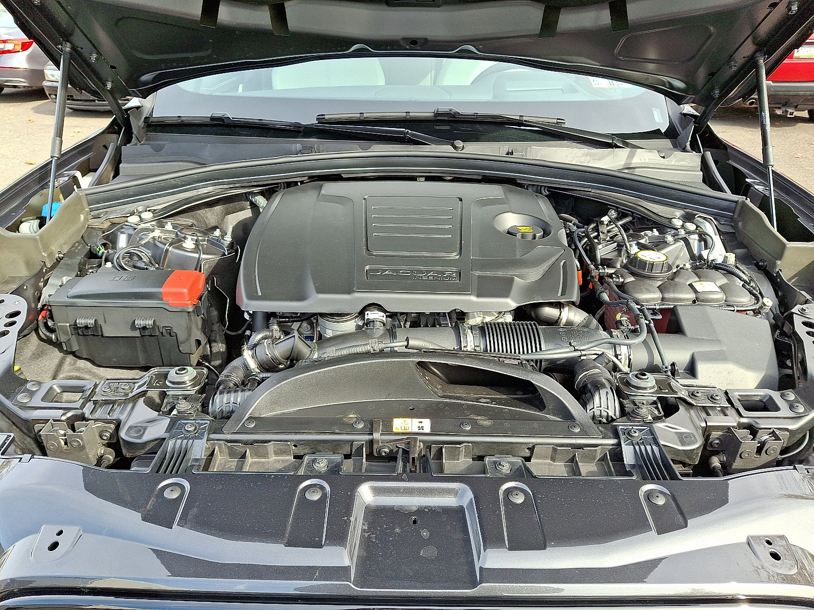 Used 2026 Jaguar F-PACE R-Dynamic S image 27