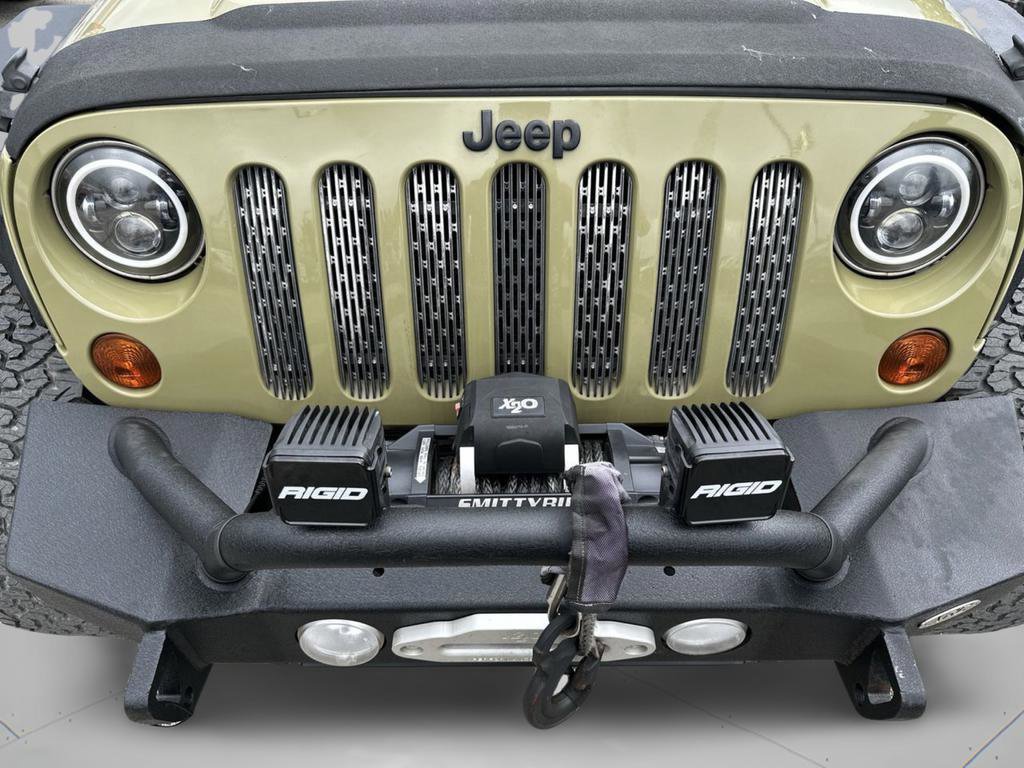 Used 2013 Jeep Wrangler Unlimited Rubicon w/ Connectivity Group image 33