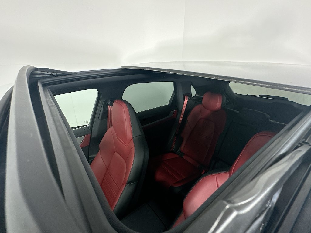 New 2026 Porsche Cayenne E-Hybrid AWD/4WD image 14