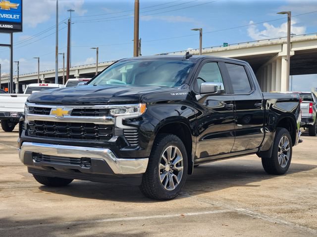 Used 2024 Chevrolet Silverado 1500 LT AWD/4WD image 3