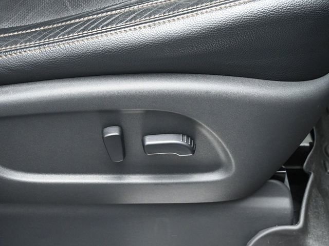 Used 2017 Nissan Titan SL w/ Chrome Package image 38