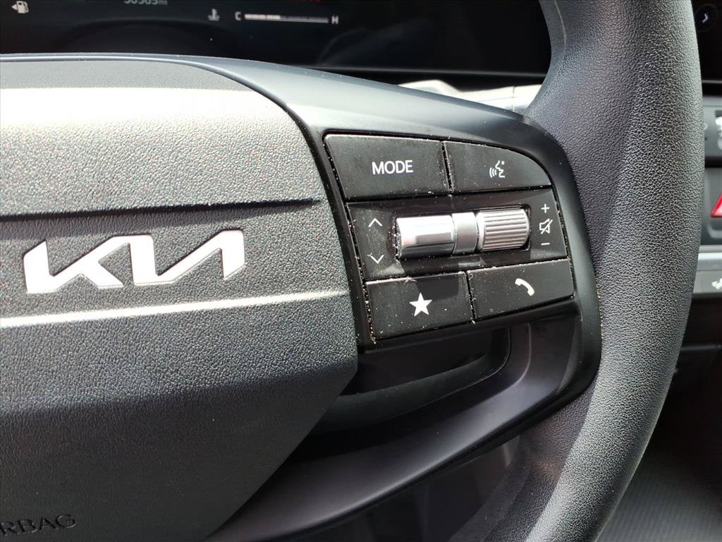 Used 2025 Kia K4 FWD image 24