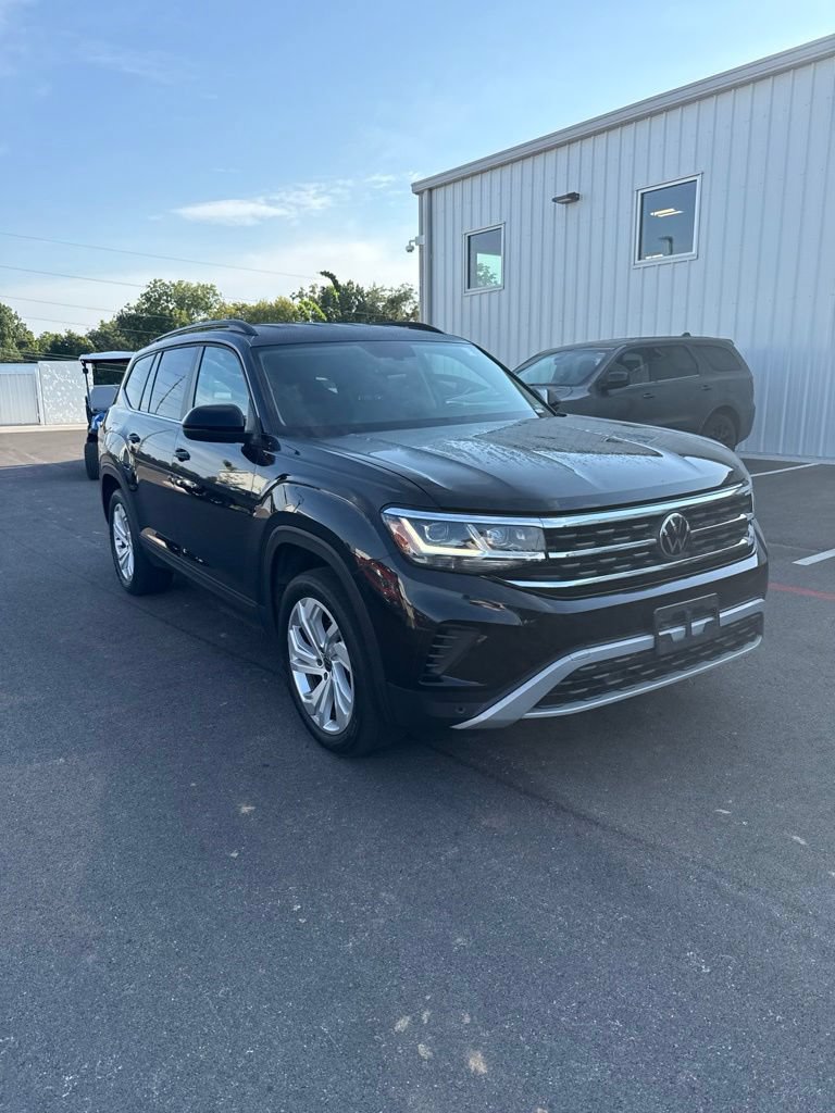 Used 2023 Volkswagen Atlas SE AWD/4WD image 4
