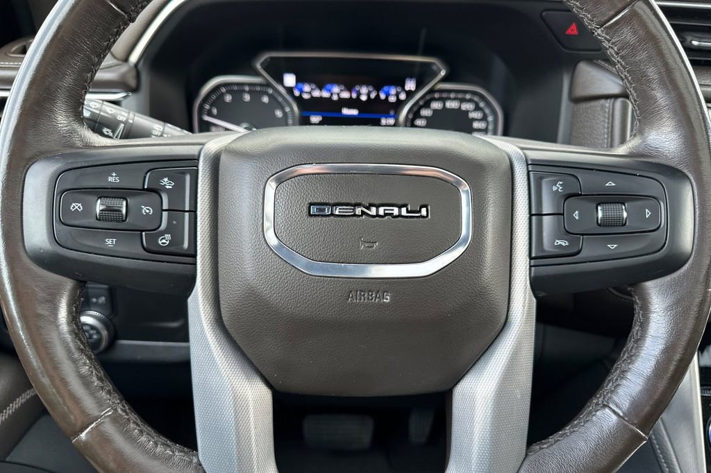 Used 2021 GMC Yukon Denali w/ Denali Premium Package AWD/4WD image 25