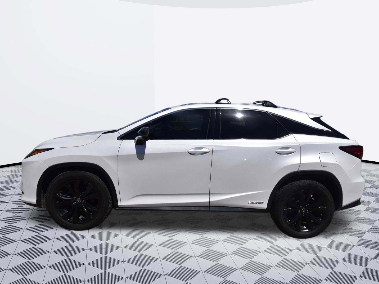 Used 2016 Lexus RX 450h AWD w/ Cold Weather Package image 4
