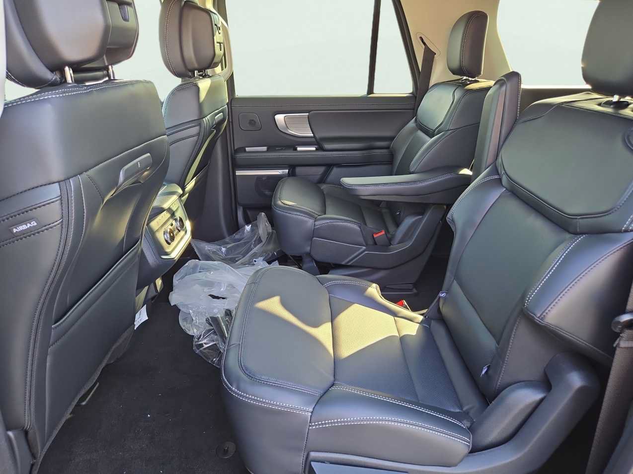 New 2027 Ford Expedition Max Platinum w/ Driver's Package RWD image 24