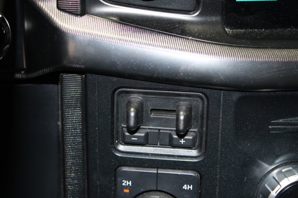 Used 2023 Ford F150 Platinum w/ Equipment Group 701A High image 32