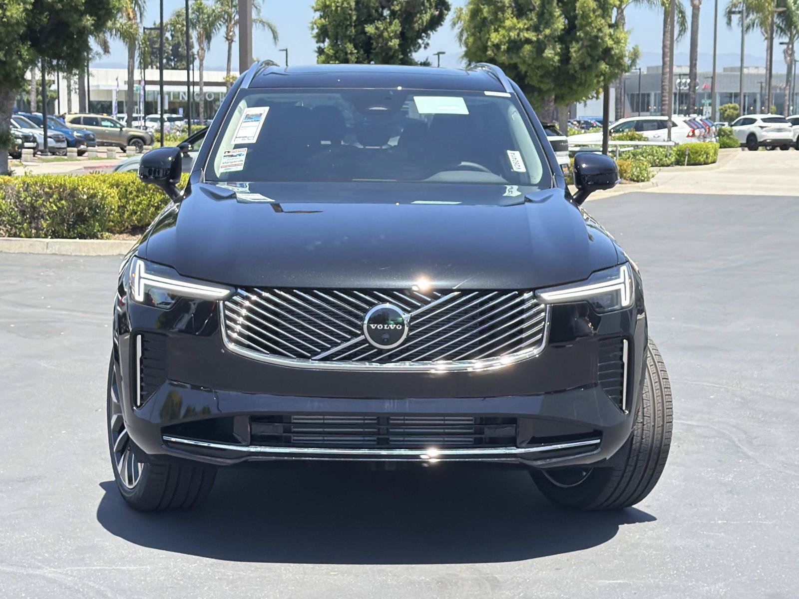 New 2026 Volvo XC90 T8 Plus w/ Protection Package AWD/4WD image 2