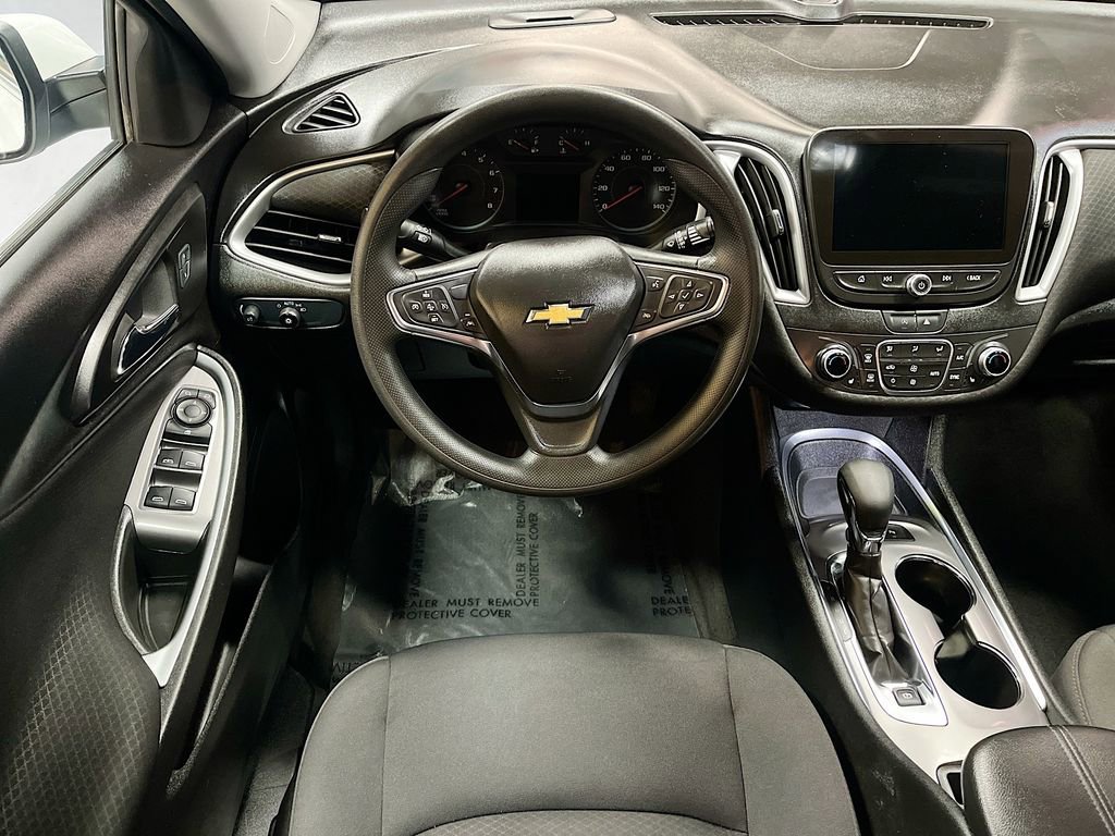 Used 2024 Chevrolet Malibu LT image 22