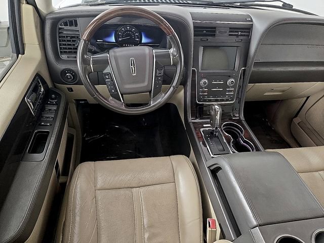 Used 2017 Lincoln Navigator L Reserve AWD/4WD image 13