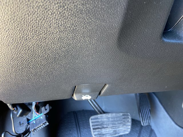 Used 2019 GMC Sierra 1500 SLE w/ SLE Value Package image 46