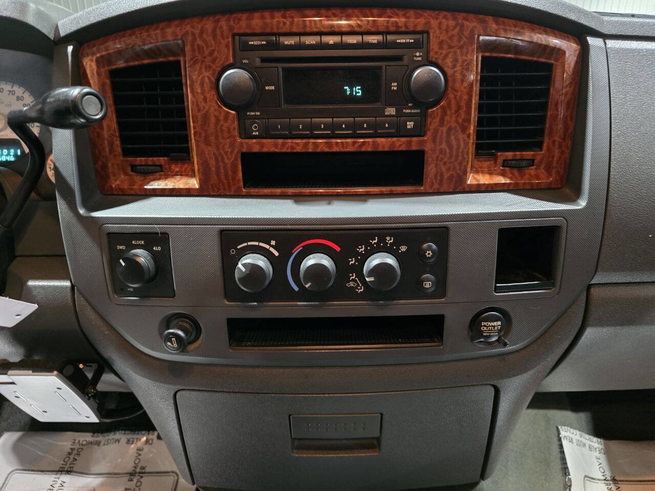 Used 2006 Dodge Ram 2500 Truck SLT w/ Quad Cab Big Horn Value Group image 56