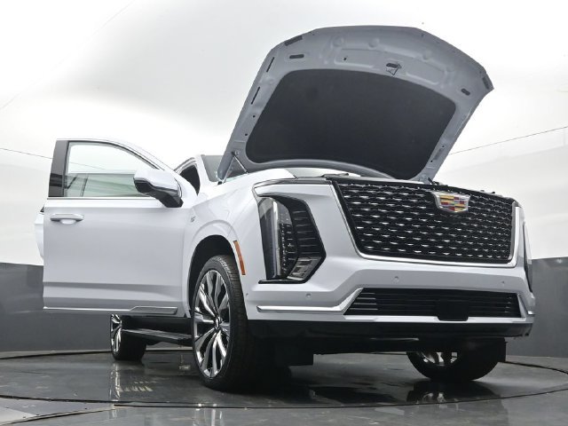New 2026 Cadillac Escalade Luxury w/ Touring Package AWD/4WD image 60