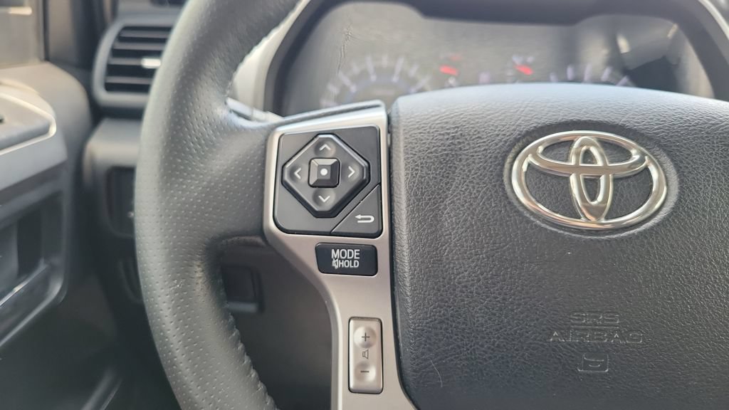 Used 2017 Toyota 4Runner SR5 Premium RWD image 21