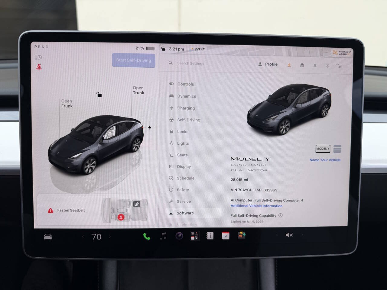 Used 2023 Tesla Model Y Long Range AWD/4WD image 3