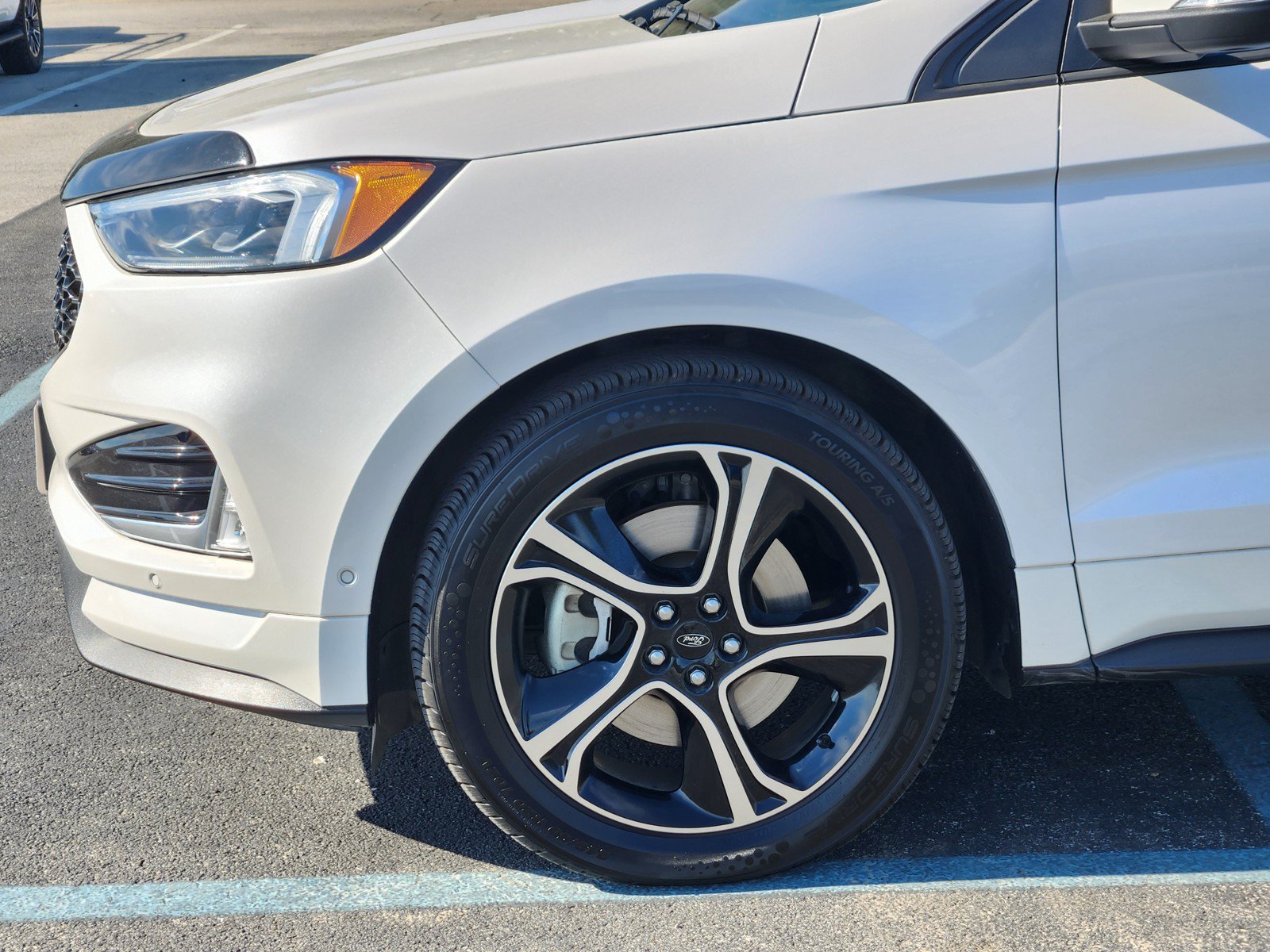 Used 2019 Ford Edge ST w/ Equipment Group 401A AWD/4WD image 27