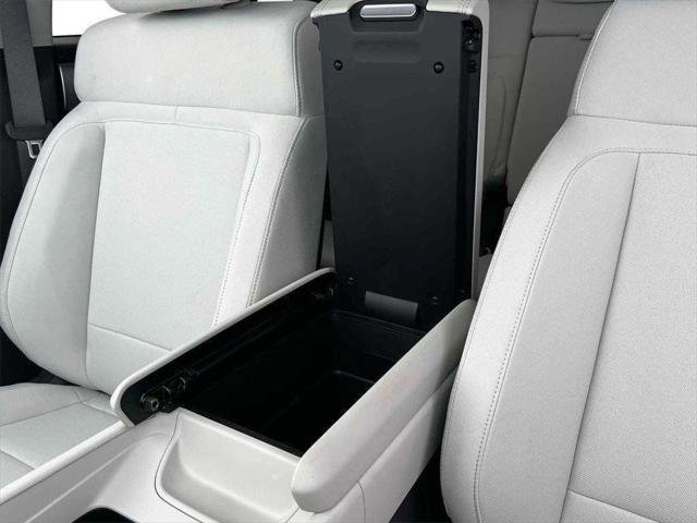 New 2026 Hyundai Santa Fe SE AWD/4WD image 18