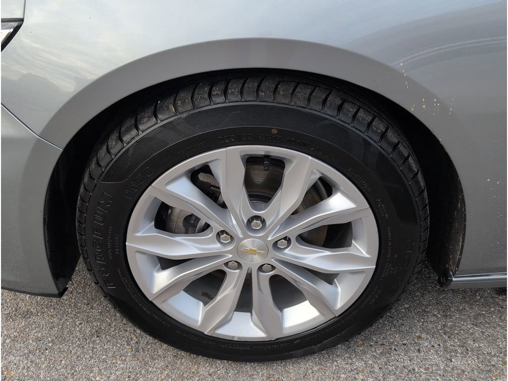 Used 2024 Chevrolet Malibu LT image 9