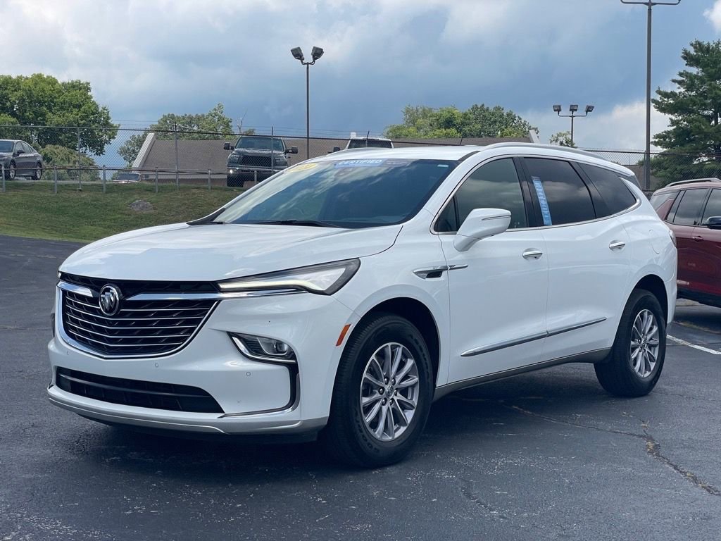 Certified 2024 Buick Enclave Premium image 3