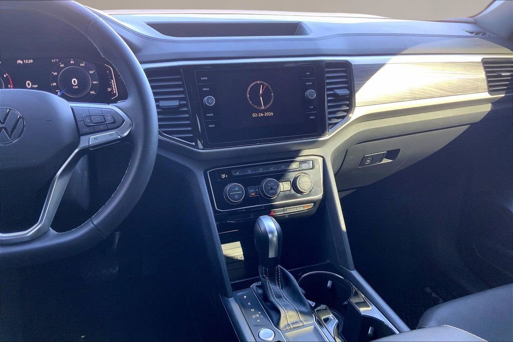 Used 2023 Volkswagen Atlas Cross Sport SE image 6