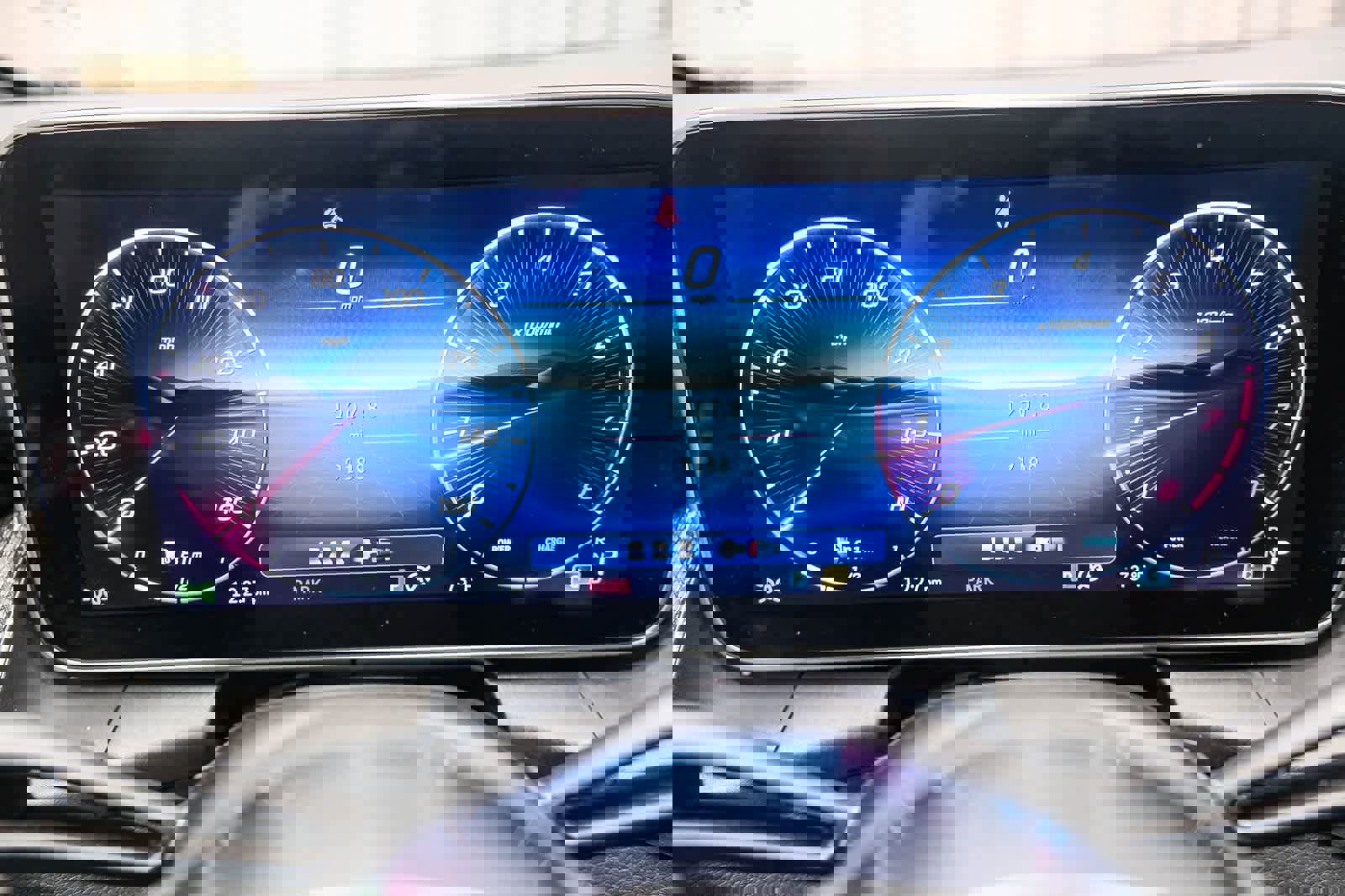 Certified 2025 Mercedes-Benz GLC 300 4MATIC image 23