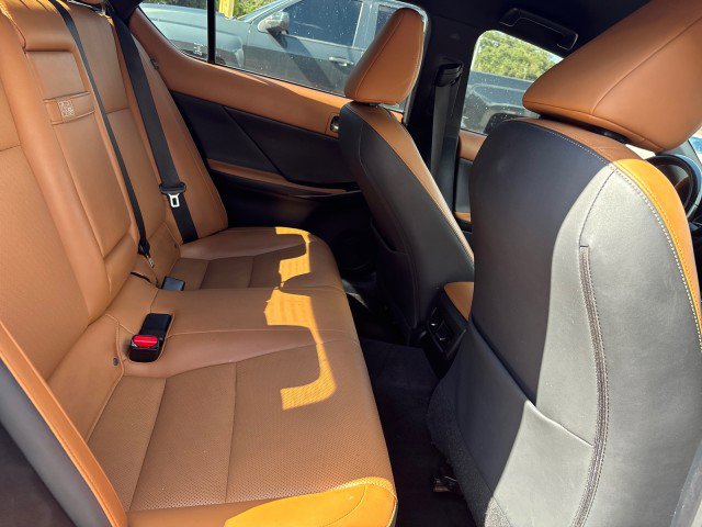 Used 2022 Lexus IS 300 w/ Accessory Package image 12