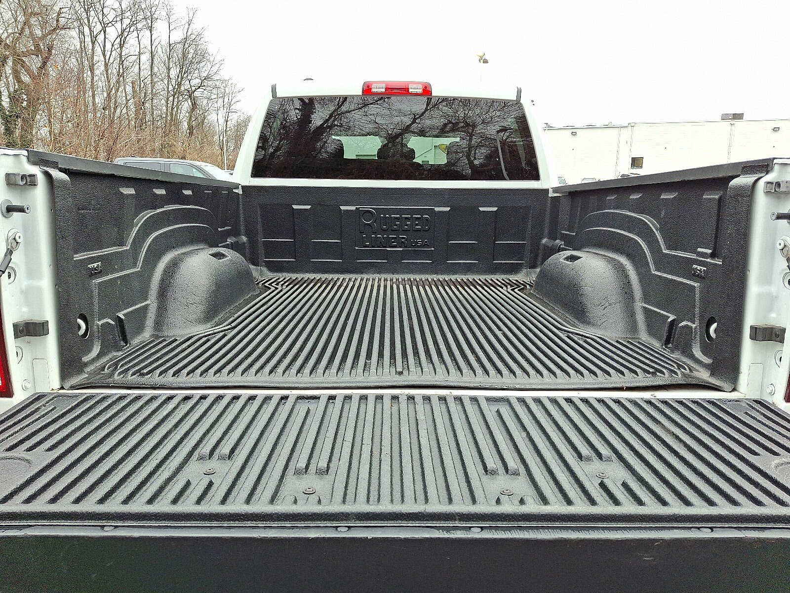 Used 2024 RAM 1500 Classic SLT image 28