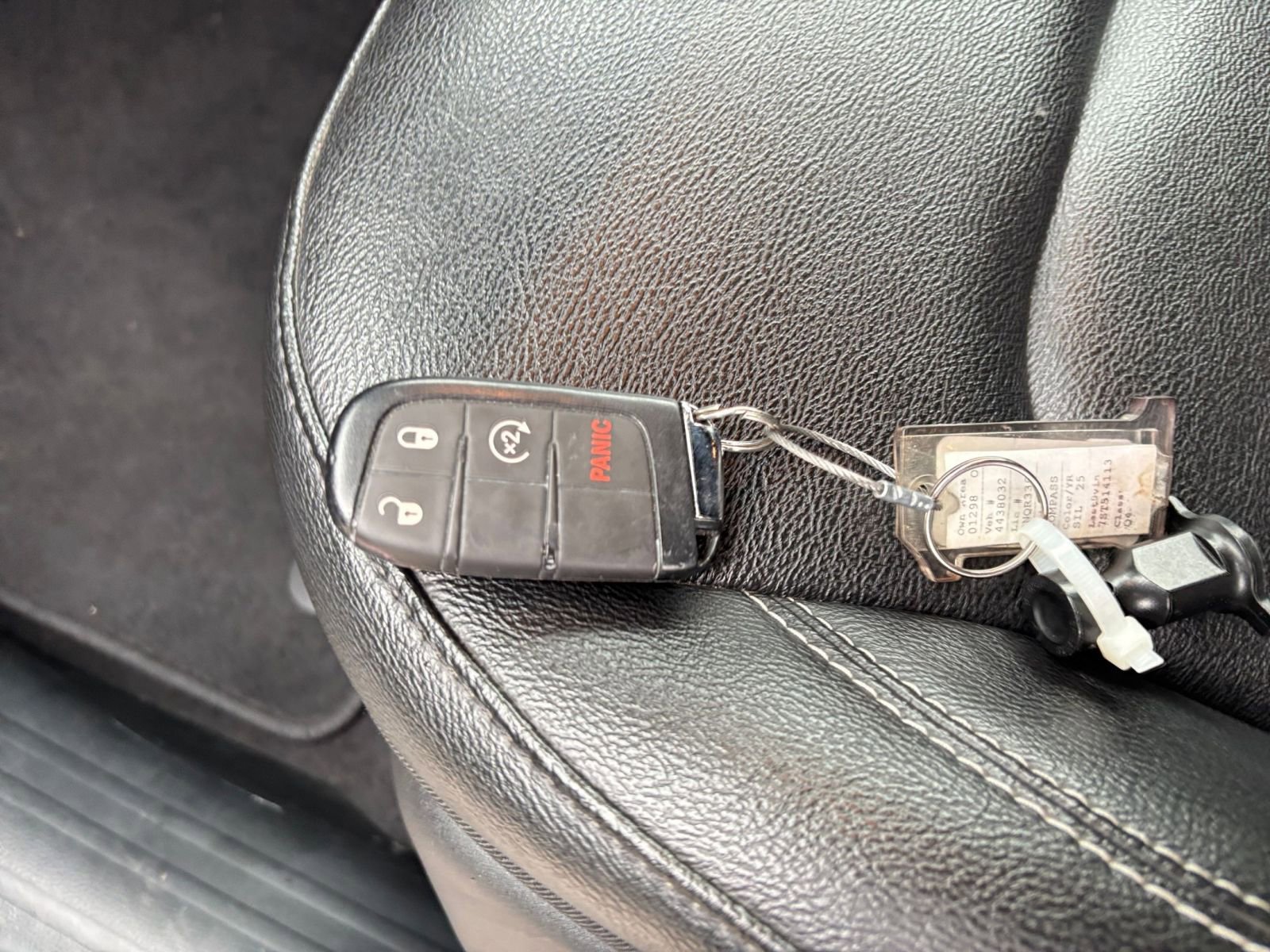 Used 2025 Jeep Compass Limited AWD/4WD image 21