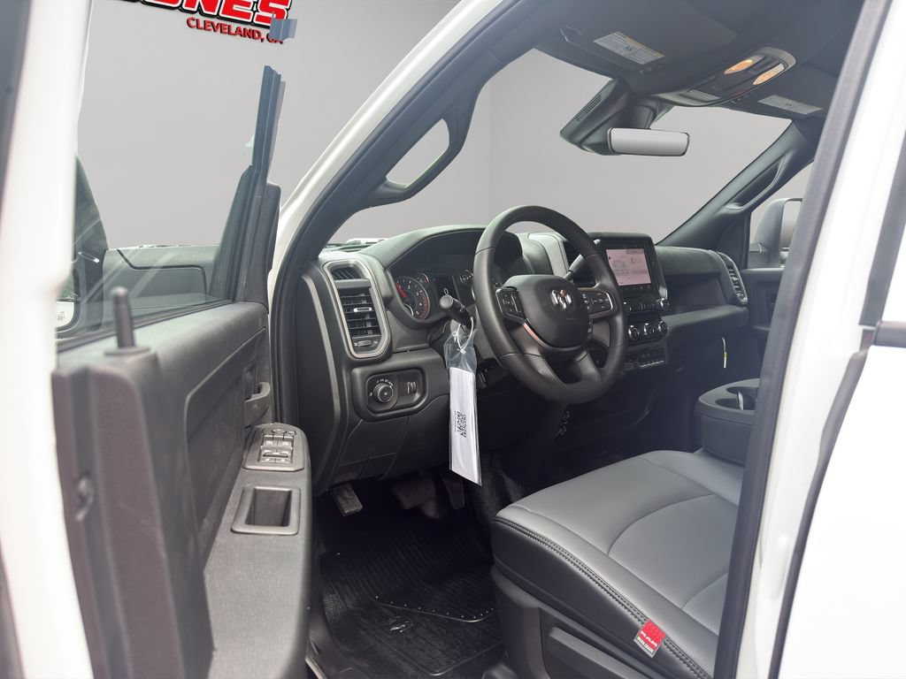New 2026 RAM 4500 Tradesman AWD/4WD image 6