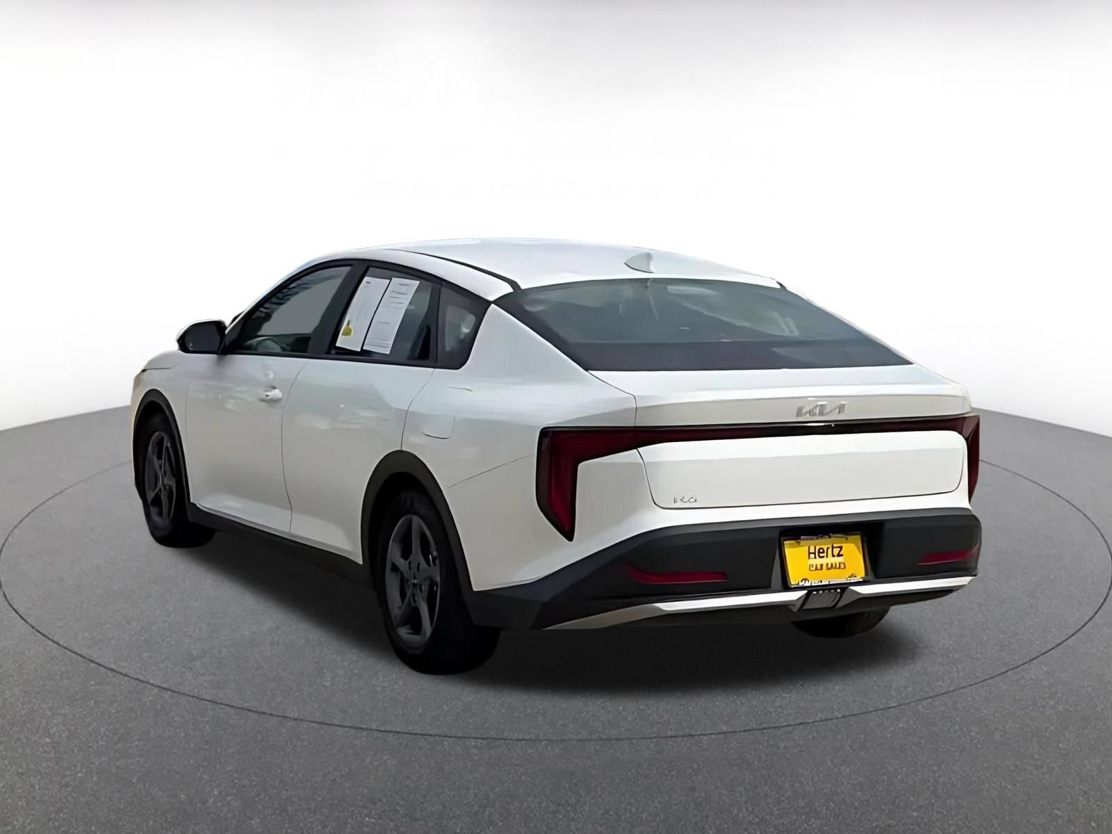 Used 2025 Kia K4 FWD image 12