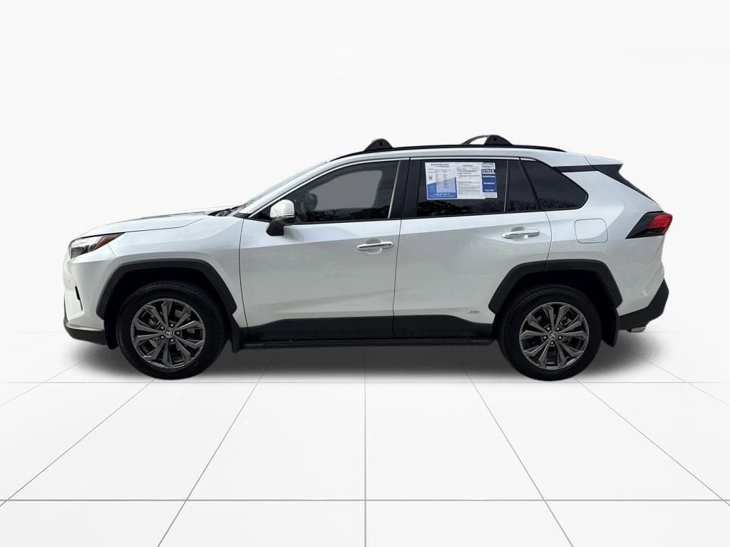 Used 2025 Toyota RAV4 Limited image 5