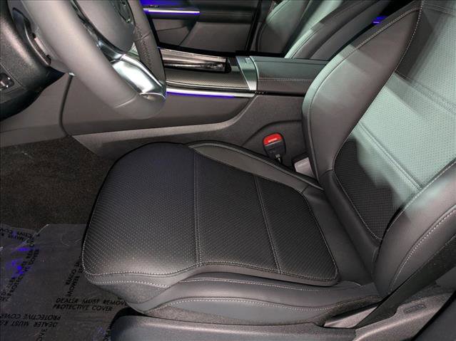 New 2026 Mercedes-Benz GLC 300 image 4